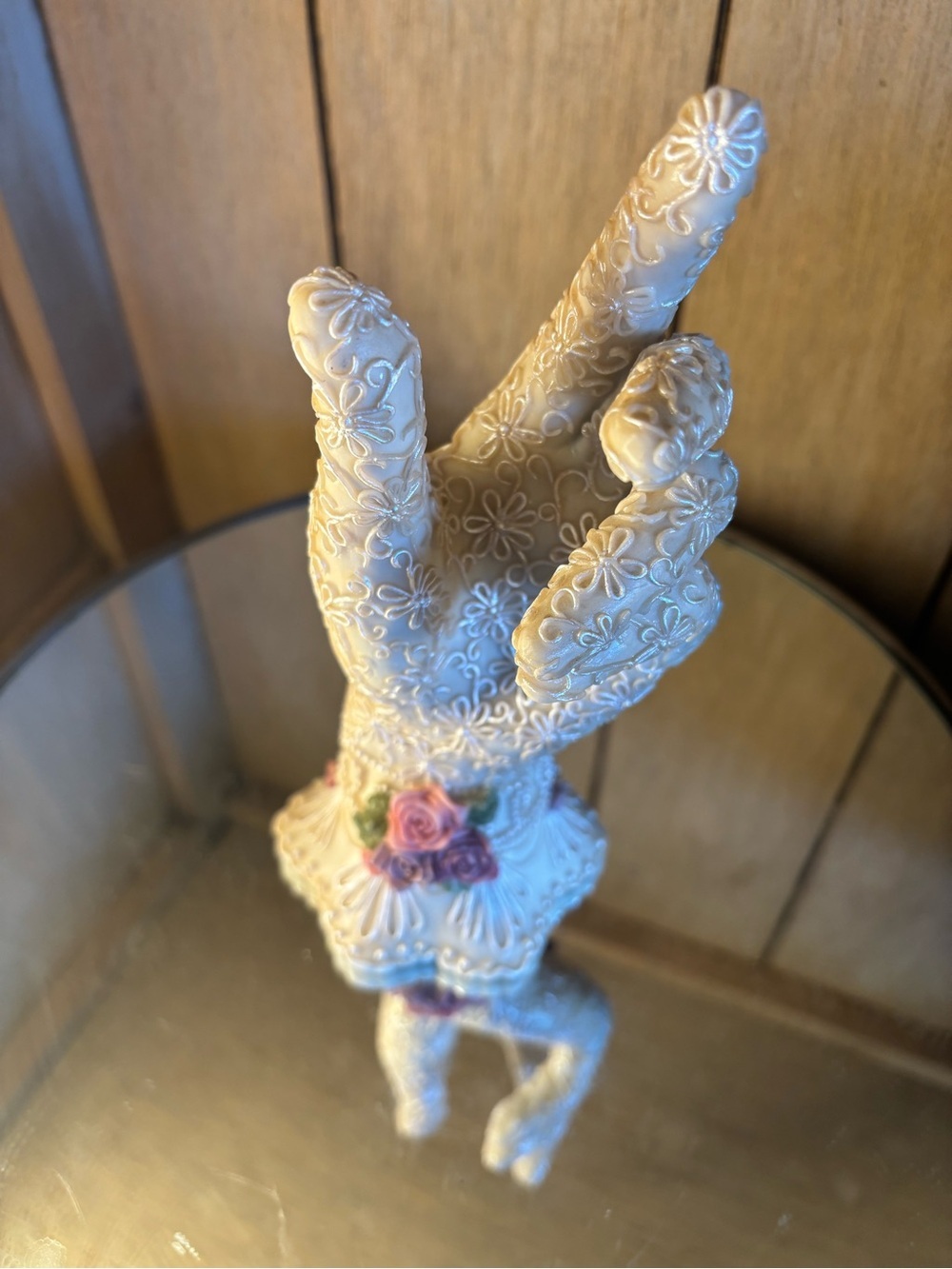 Dezine 1997 BeautifulCream Decorative Gloved Hand Statue with Pink Rose Accents - Picture 3 of 15